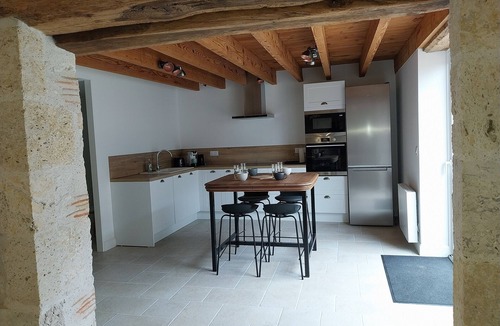Beaune-la-Rolande House | "Le Bois au Loup." Maison Dans un Petit Hameau à la Campagne, au Calme