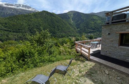 Allemond Apartment | Le Bois Cosy appartement 4 étoiles 6 personnes, ACCES SKI ALPE D'HUEZ GRAND DOMAINE A 3 K M