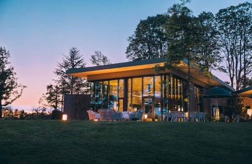 Neuville-les-Dames House | Le Bois d’Alice