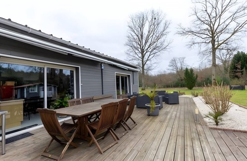 Guecelard House | Le Bois d'Ourne - Piscine - 7p - Rêve au Mans