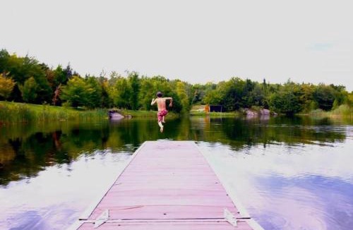 Eastman Ski Chalet | Le Bois Debout - Lake & Trails