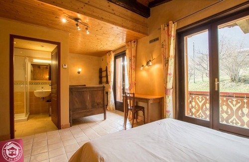 Seytroux House | Le Bois des Louison