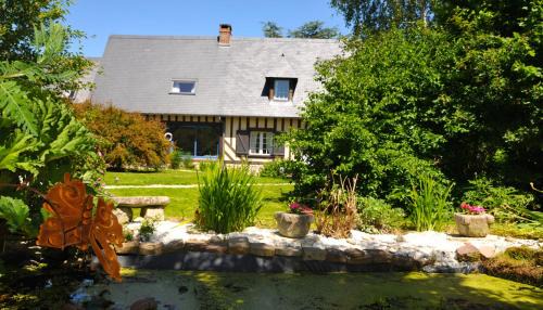 Conteville House | Le Bois des Pierres