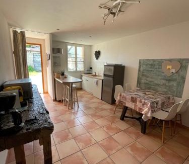 Arrigny House | Le Bois Flotté