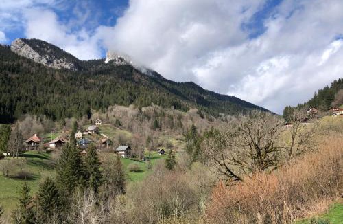 Saint-Pierre-de-Chartreuse Apartment | Le Bois des Lièvres