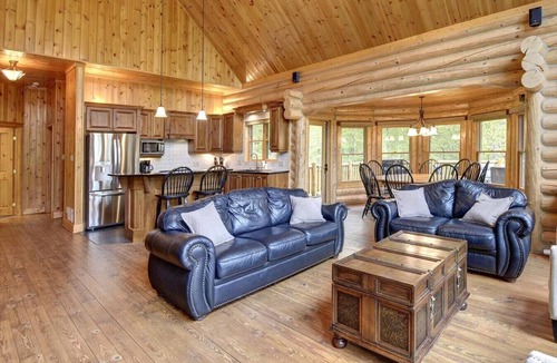 Mont-Tremblant Ski Chalet | Le Bois Rond at Boisès: Sauna+ Hot Tub for 12