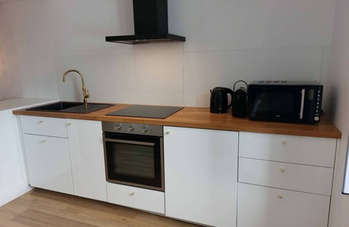 Rodez Apartment | Le Bompard* 50 m² Art Deco villa with garden