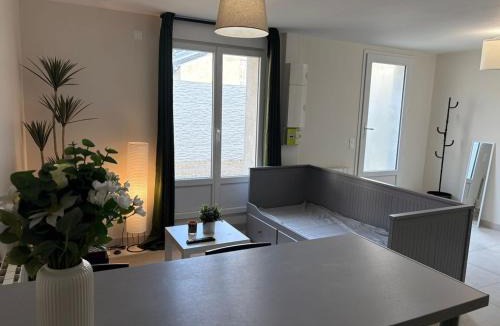 Ingre Apartment | Le bon repos Duplex au calme aux porte d'Orléans