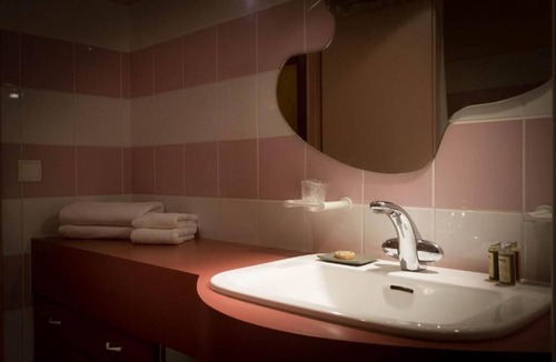 Lucinges Hotel | Le Bonheur dans le Pré