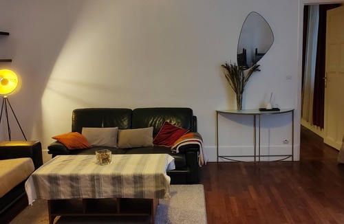 Bobigny Apartment | Le bonheur pantinois Elegant, quiet and spacious apartment