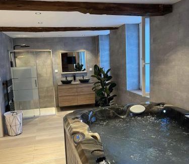 Seclin Apartment | Le Bonhomique