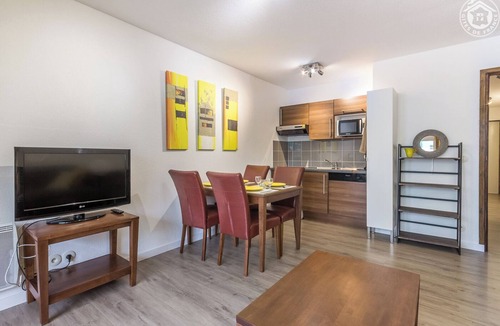 Aix-les-Bains Apartment | LE BORD DU LAC - AIX LES BAINS