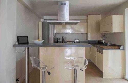 Charenton-le-Pont House | Le Bosaryn - A rare interlude on the outskirts of Paris