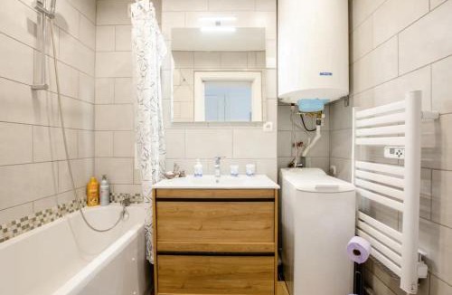 Valenciennes Apartment | Le Boston, Appartement, Balcon, Centre