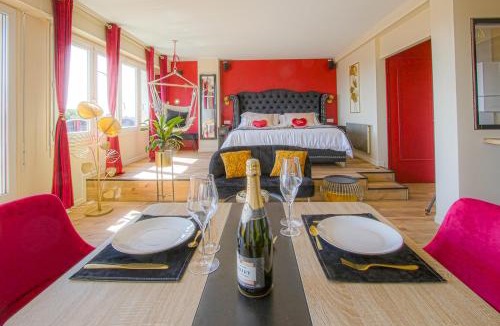 Graville Apartment | Le Boudoir de Fanny - Sauna/Balnéo/ciné/Hamacs