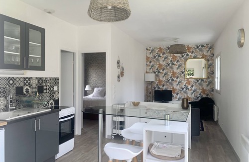 La Brede House | Le Boudoir des Graves