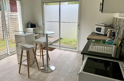 La Brede House | Le Boudoir des Graves