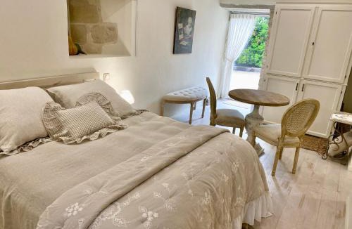 Saint-Rabier Bed & Breakfast | Le Boudoir proche Montignac, Hautefort