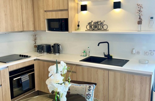 Quartier du Port Apartment | Le Boulevard de Nice