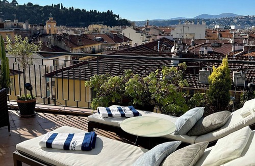 Quartier du Port Apartment | Le Boulevard de Nice