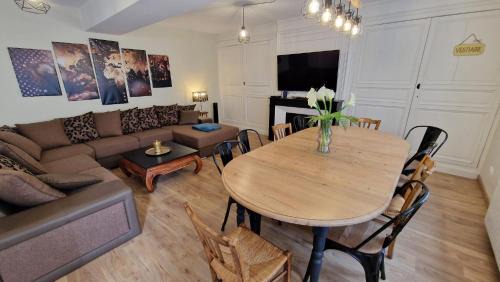 Appoigny Apartment | Le Bourgeois