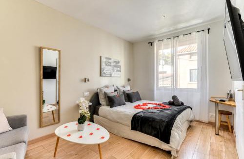 Maraussan House | Le Bourget - Envolée Romantique