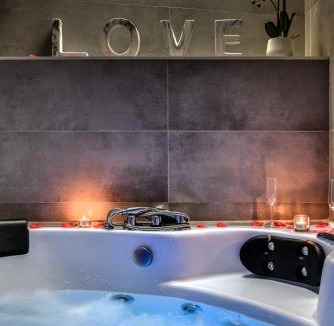 Maraussan Bed & Breakfast | Le bourget - Suite romantique