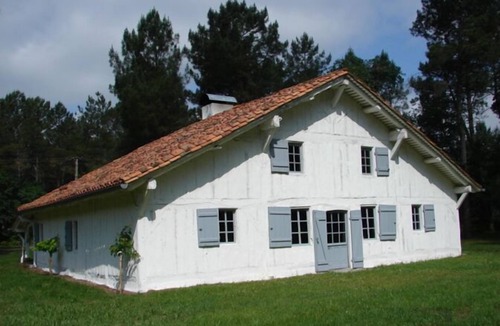 Luglon House | Le Bourrut - Luglon - Gîte