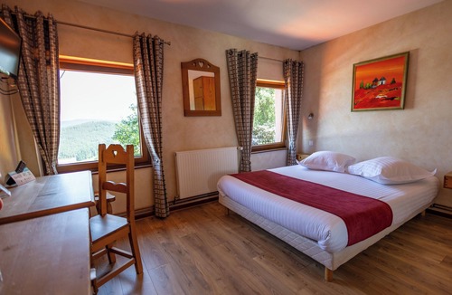 Lapoutroie Hotel | Le Bouton d'Or