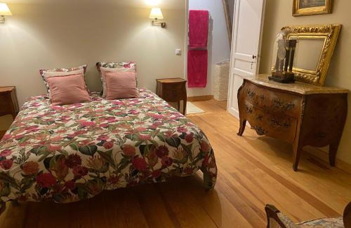 Bourg-le-Comte Bed & Breakfast | Le brûlon