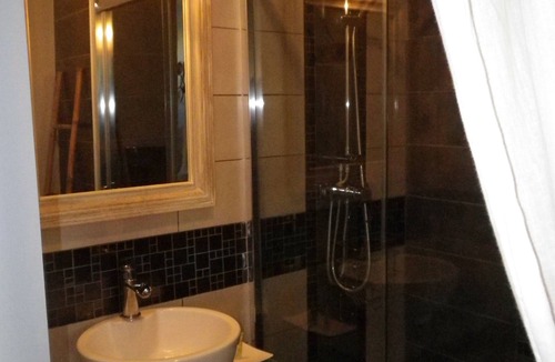 Avilly-Saint-Leonard House | Le Brame