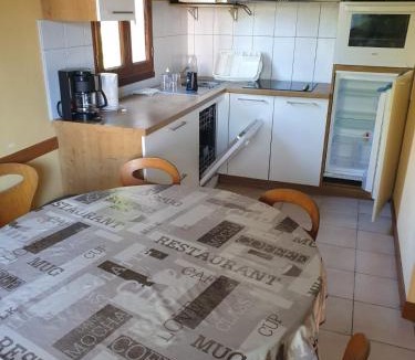 Lacapelle-Viescamp Ski Chalet | Le break vert