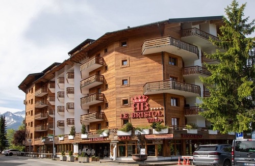 Villars-sur-Ollon Apartment | Le Bristol C36 by Interhome