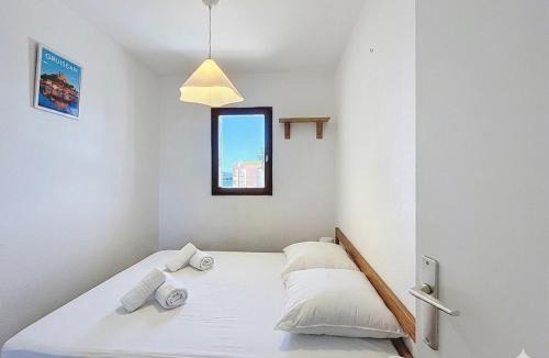 Port Rive Gauche Apartment | Le Briza - Piscine - Terrace avec vue sur la plage du Grazel