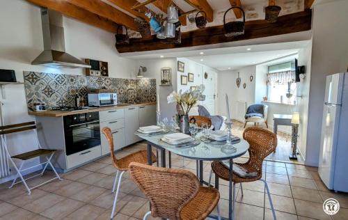 Beze House | Le Brocangîte à Jules