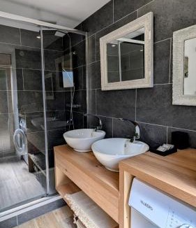 Beze House | Le Brocangîte à Jules