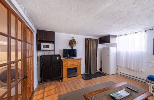 St. Jerome House | Le bungalow Des Hauteurs Free Parking, Fast WI-Fi