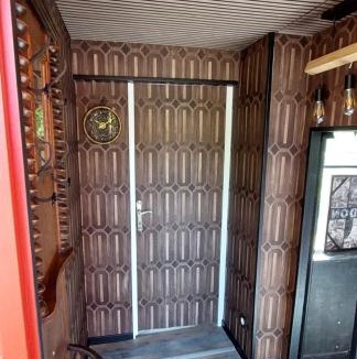 Clecy House | Le Bus