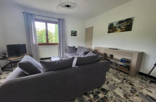 Les Vans House | Le Cèdre