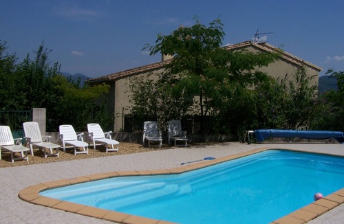 Le Vigan Villa | Le Cévenn'hols - Gîte 2 Terrasse Dans Propriété au Calme