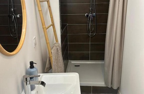 Tournon-sur-Rhone Apartment | Le Cœur de Tournon - Climatisé