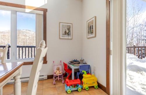 Petite-Riviere-Saint-Francois Ski Chalet | Le Boisia - Cottage - Spa - 5 Bedrooms