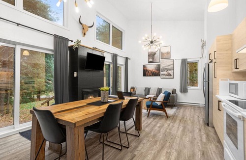 Sainte-Lucie-des-Laurentides Ski Chalet | Le2085 - Spa et Plage - Les chalets dans le nord