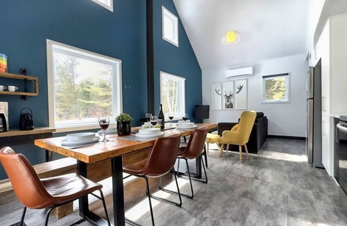 Sainte-Lucie-des-Laurentides House | Le2089 - Spa et plage - Les chalets dans le nord