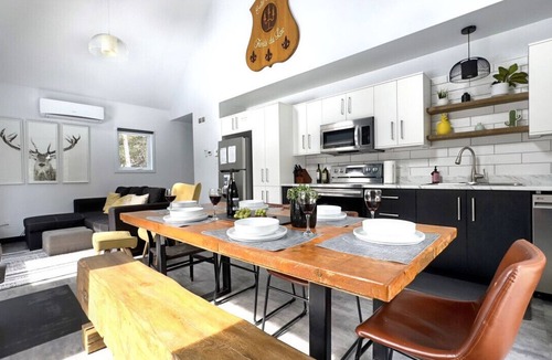 Sainte-Lucie-des-Laurentides House | Le2089 - Spa et plage - Les chalets dans le nord