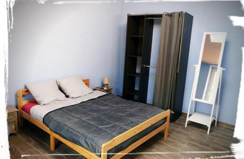 Bazeilles-sur-Othain House | Le cabanon au bord de l'Othain