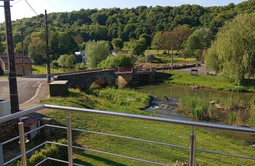 Bazeilles-sur-Othain House | Le cabanon au bord de l'Othain