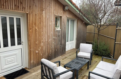 Lanton Cabin | 🌿 Le Cabanon de Cassy - Comfortable gîte with heated pool, near the ocean