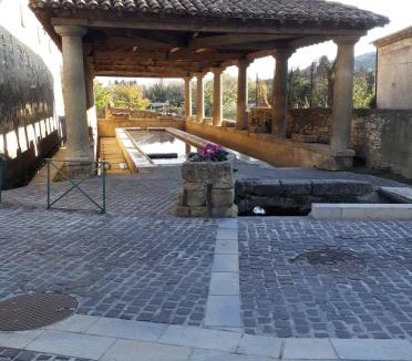 Tavel Apartment | le Cabanon de LEA