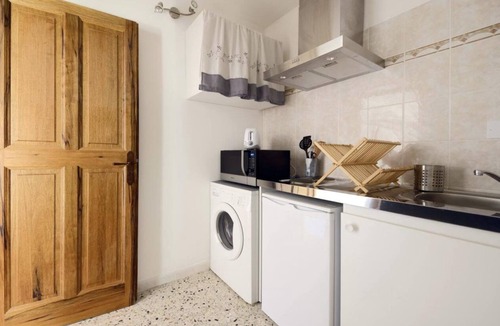 Manosque Apartment | LE Cabanon DES Micocouliers